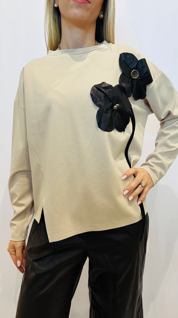 MAGLIA PETALIA CON FIORI 3D