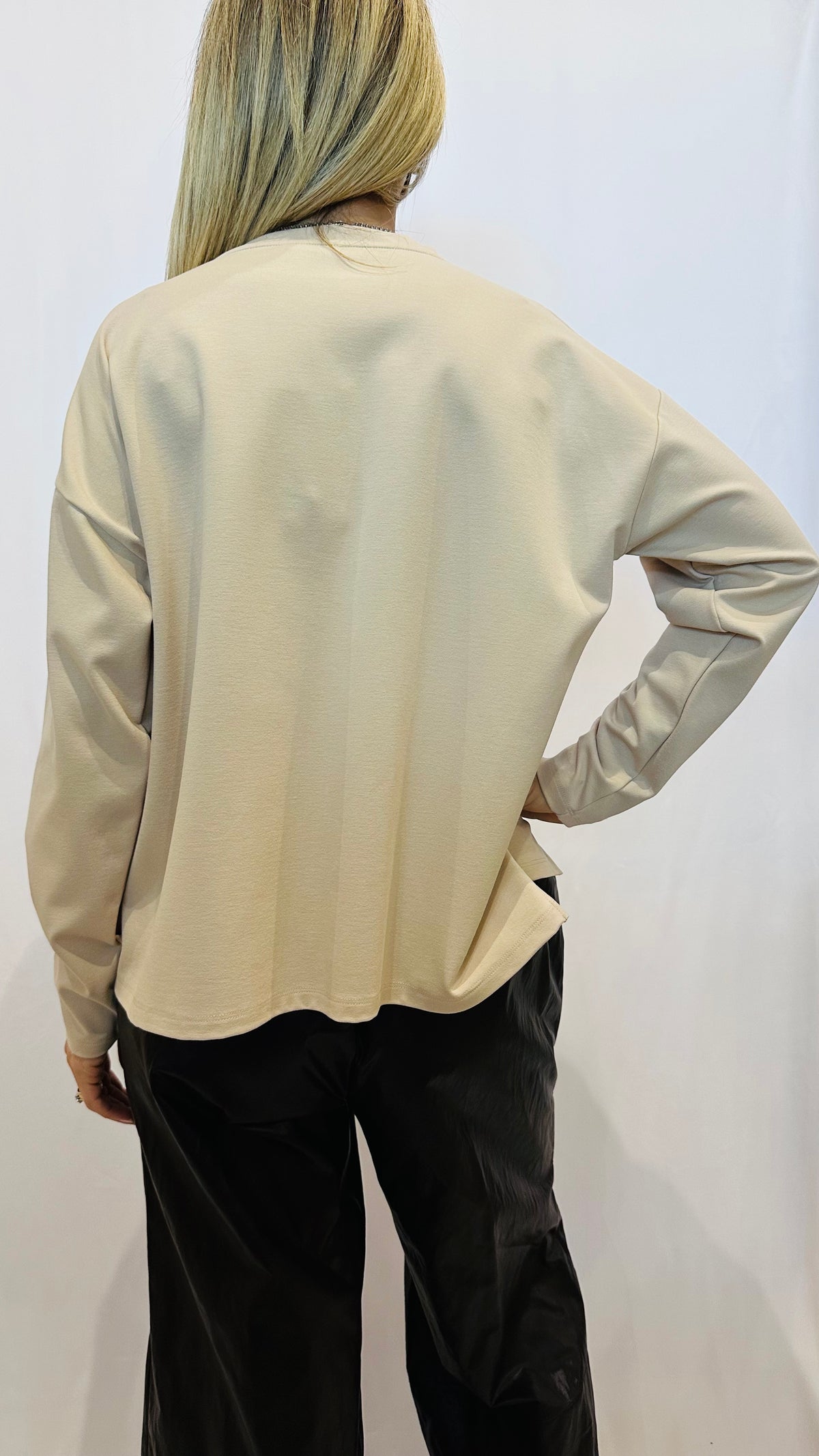 MAGLIA PETALIA CON FIORI 3D